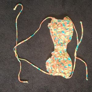 Xhiliration Ruffled Bikini Top